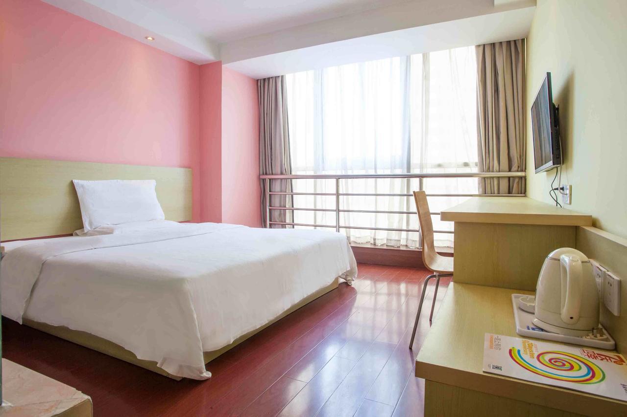 7Days Inn Shantou Coach Terminal Huang He Road Værelse billede